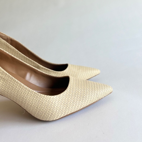 New Nordstrom Rack Cream Weaving Manmade Leather Point Toe Heels size 9 - Picture 4 of 14